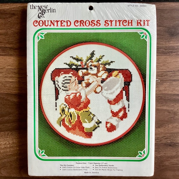 Vtg Counted Cross Stitch Kit Mrs. Claus NIP New Berlin 7” hoop Christmas Holiday - Picture 10 of 10